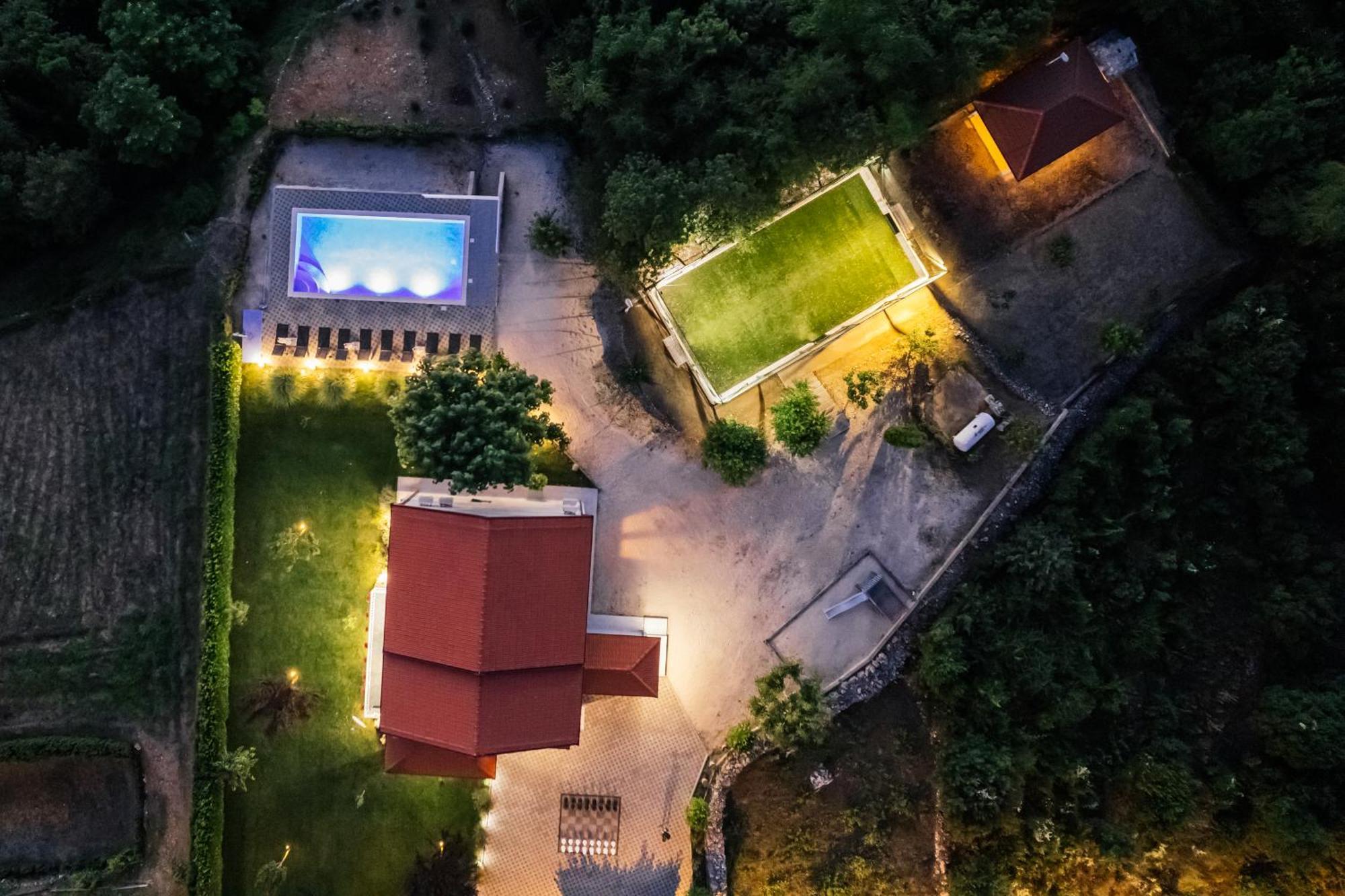 Villa Matko - Family Destination Zmijavci Εξωτερικό φωτογραφία