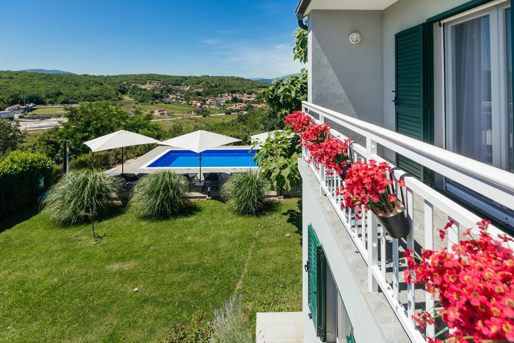 Villa Matko - Family Destination Zmijavci Εξωτερικό φωτογραφία